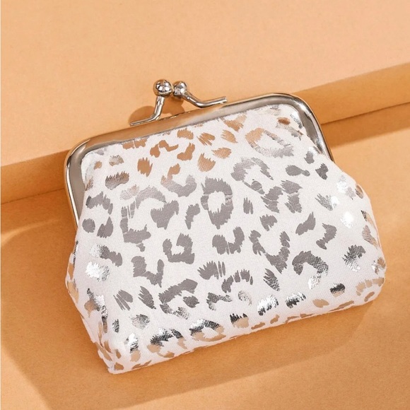 Women's Stylish & Versatile Kiss Lock Coin Purse - Picture 2 of 3